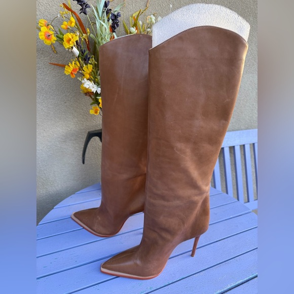 NWT Maryana Welt Leather Boot Size 9 - Picture 12 of 16